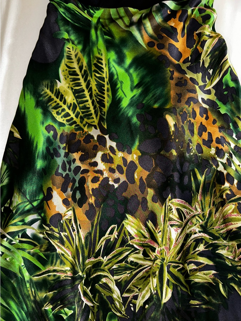 Cache, Halter-Style, Tropical Print Silk Dress - Picture 4 of 6